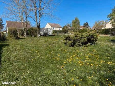 terrain à bâtir 1450 m²