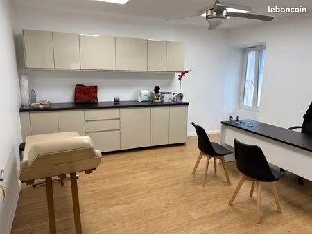 bureau secteur clinique pasteur / idéal profession paramédicale