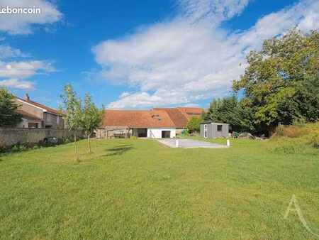 maison 6 pièces 239 m²