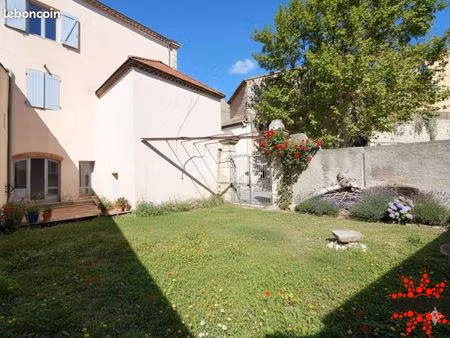 duplex 4 pièces 145 m²