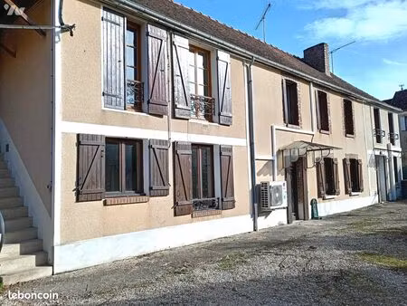 maison 8 pièces 187 m²