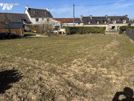 terrain 563 m² langueux