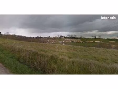 terrain 204 m² nailloux