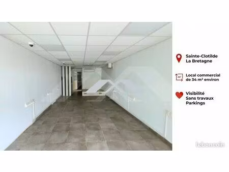 local commercial 34 m² sainte clotilde