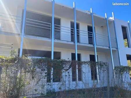 bureaux l'étang-salé