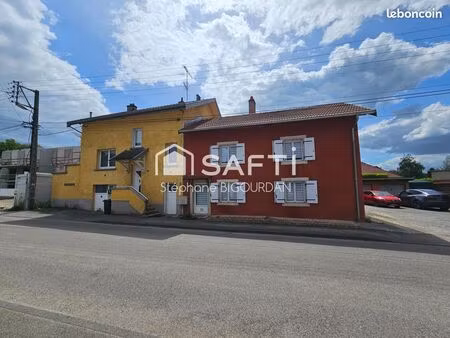 immeuble 243 m² voujeaucourt