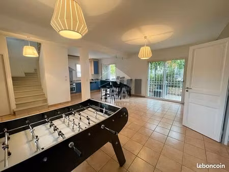 local 95 m² saint cannat