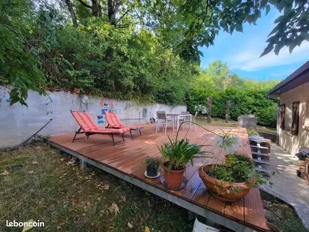 maison 6 pièces 160 m²