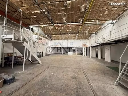 local industriel 560 m²