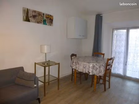 t2 meublé  propre  calme