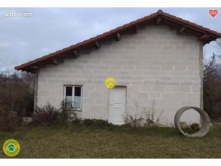 terrain 2 000 m² pruniers