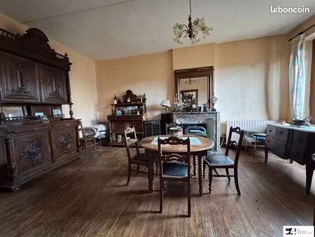 maison de village 9 pièces 331 m²