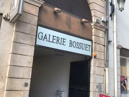 local commercial 45 m2 dijon hyper centre