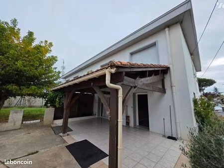 immeuble 154 m² fauillet