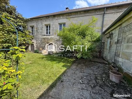 maison 7 pièces 210 m²
