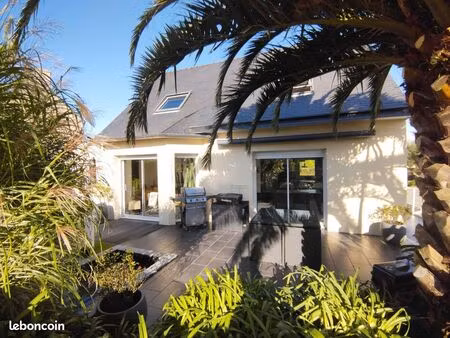 maison 8 pièces 135 m²