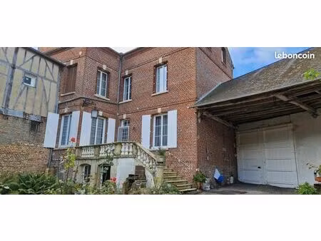 maison 10 pièces 204 m²