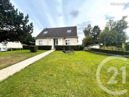 maison 9 pièces 122 m²