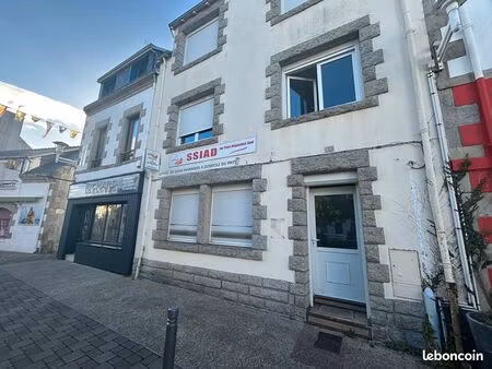 local 60 m² guilvinec