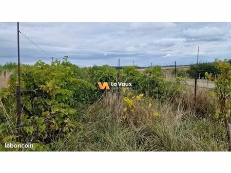 terrain 2800 m² laloeuf