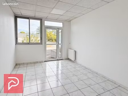bureaux 13 m² bernay
