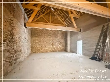 local industriel 162 m²