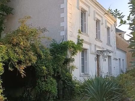 une maison de caractère au cœur du village