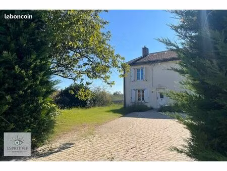 maison 6 pièces 194 m²