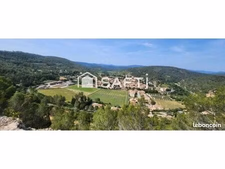 immeuble 420 m² lagrasse