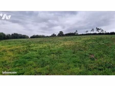 terrain 29637 m² la ronde haye