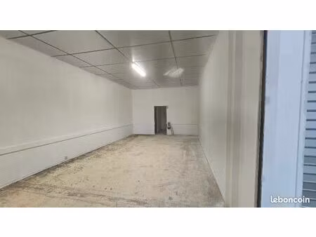 local 170 m² barberey saint sulpice