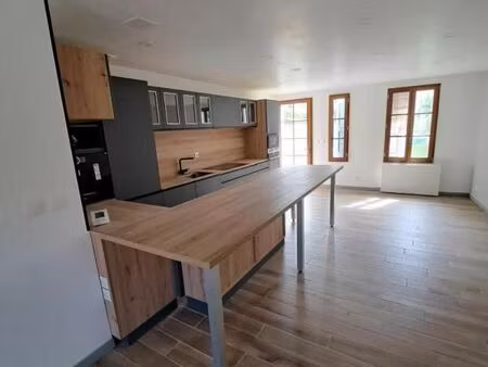 maison 5 pièces 145 m²