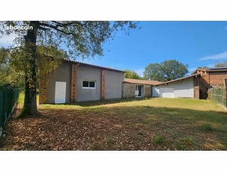 inconnu 220 m² vallet