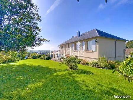 pavillon 6 pièces 105 m²