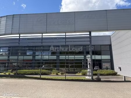 local commercial 485 m²