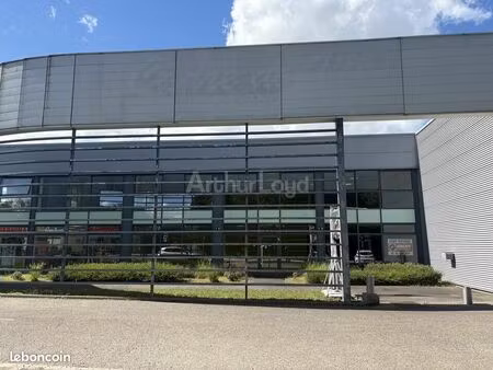 local commercial 486 m²