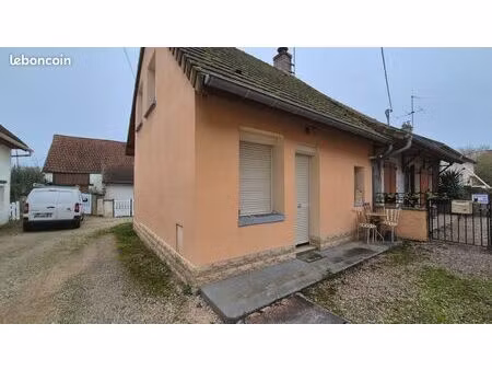 maison de ville 4 pièces 70 m²