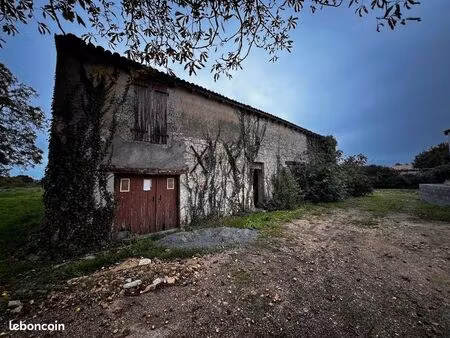 grange 1 pièce 180 m²