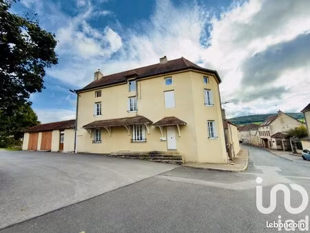 immeuble 400 m² salornay-sur-guye