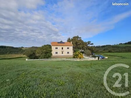 maison 5 pièces 178 m²