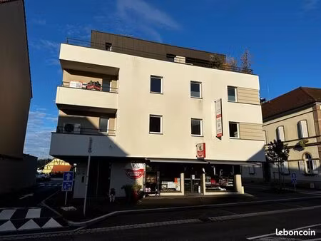 local 90 m² illfurth