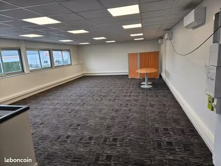 bureaux 126 m² rumilly