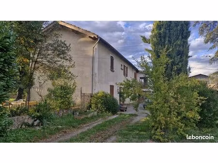 grande maison 250 m² à rénover entièrement sur terrain arboré 5300 m²