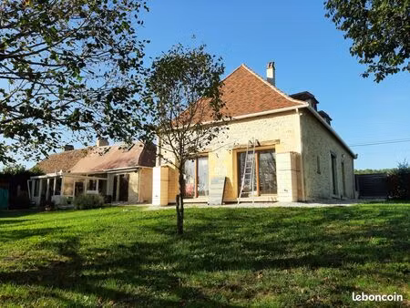 a vendre ensemble de 2 maisons à proximité de bergerac