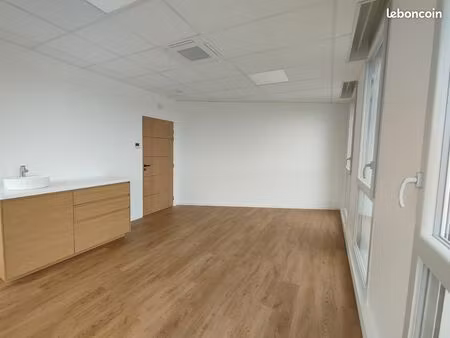 local 20 m² vallières