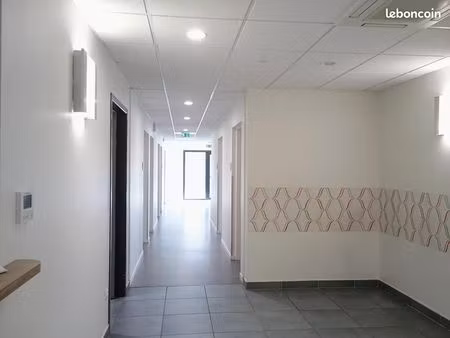 bureaux santé 160 m²