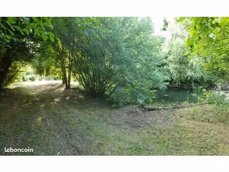 terrain de loisirs quincay