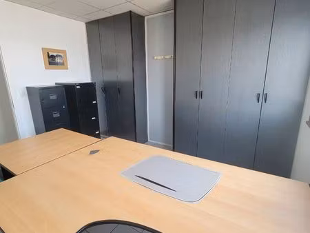 loue bureau commerciaux 80m2