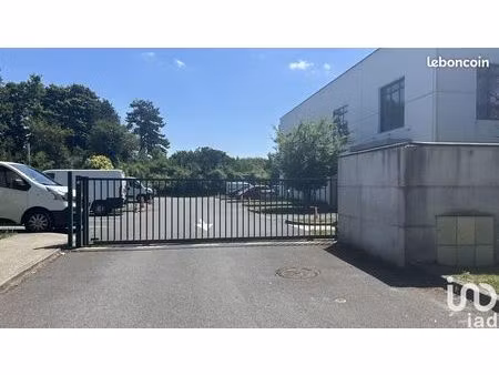 bureaux 24 m² bailly-romainvilliers