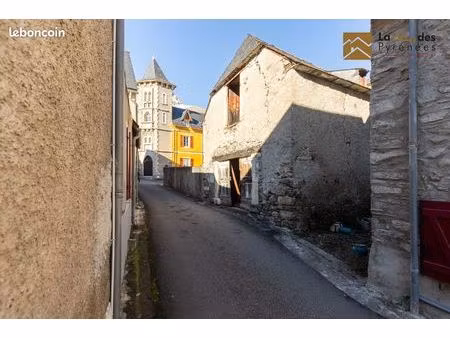 grange 2 pièces 170 m²